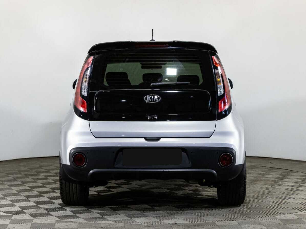 Купить Kia Soul с пробегом. Фото: #5