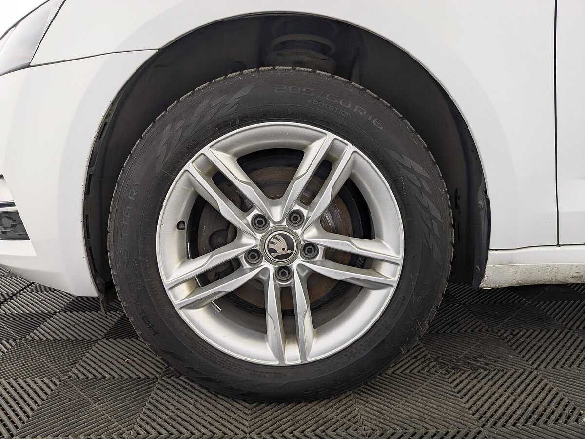 Купить Skoda Octavia с пробегом. Фото: #11