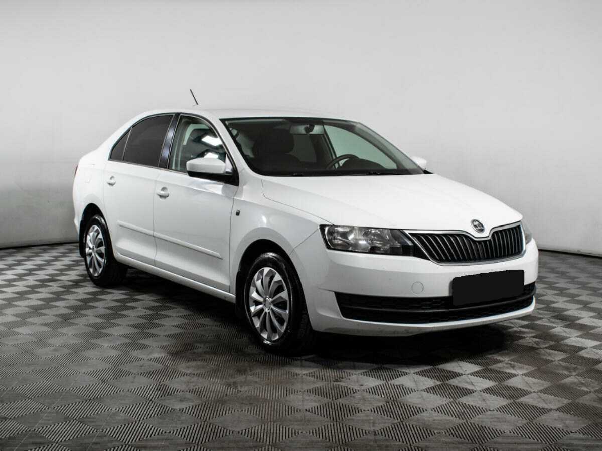 Купить Skoda Rapid с пробегом. Фото: #2