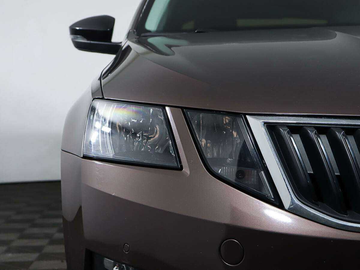 Купить Skoda Octavia с пробегом. Фото: #22