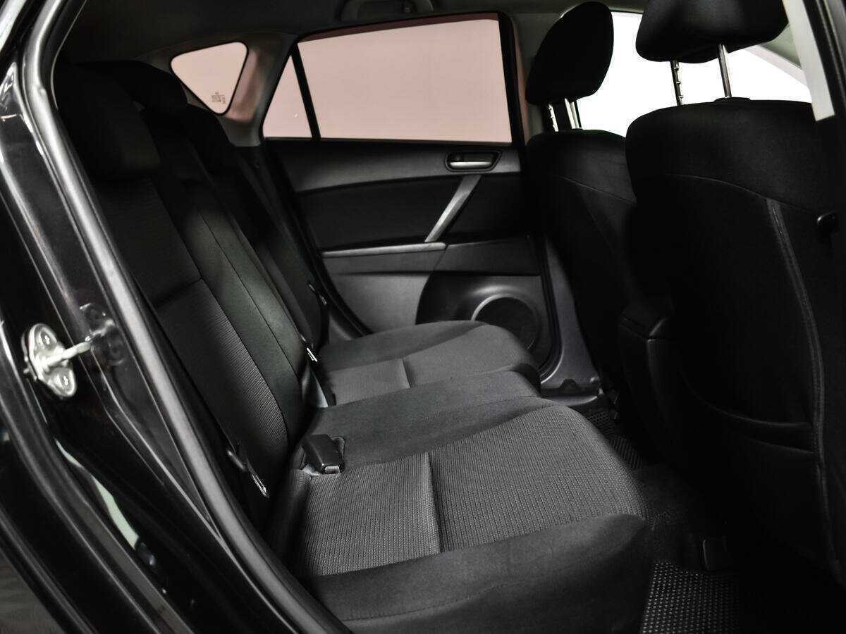 Купить Mazda 3 с пробегом. Фото: #9