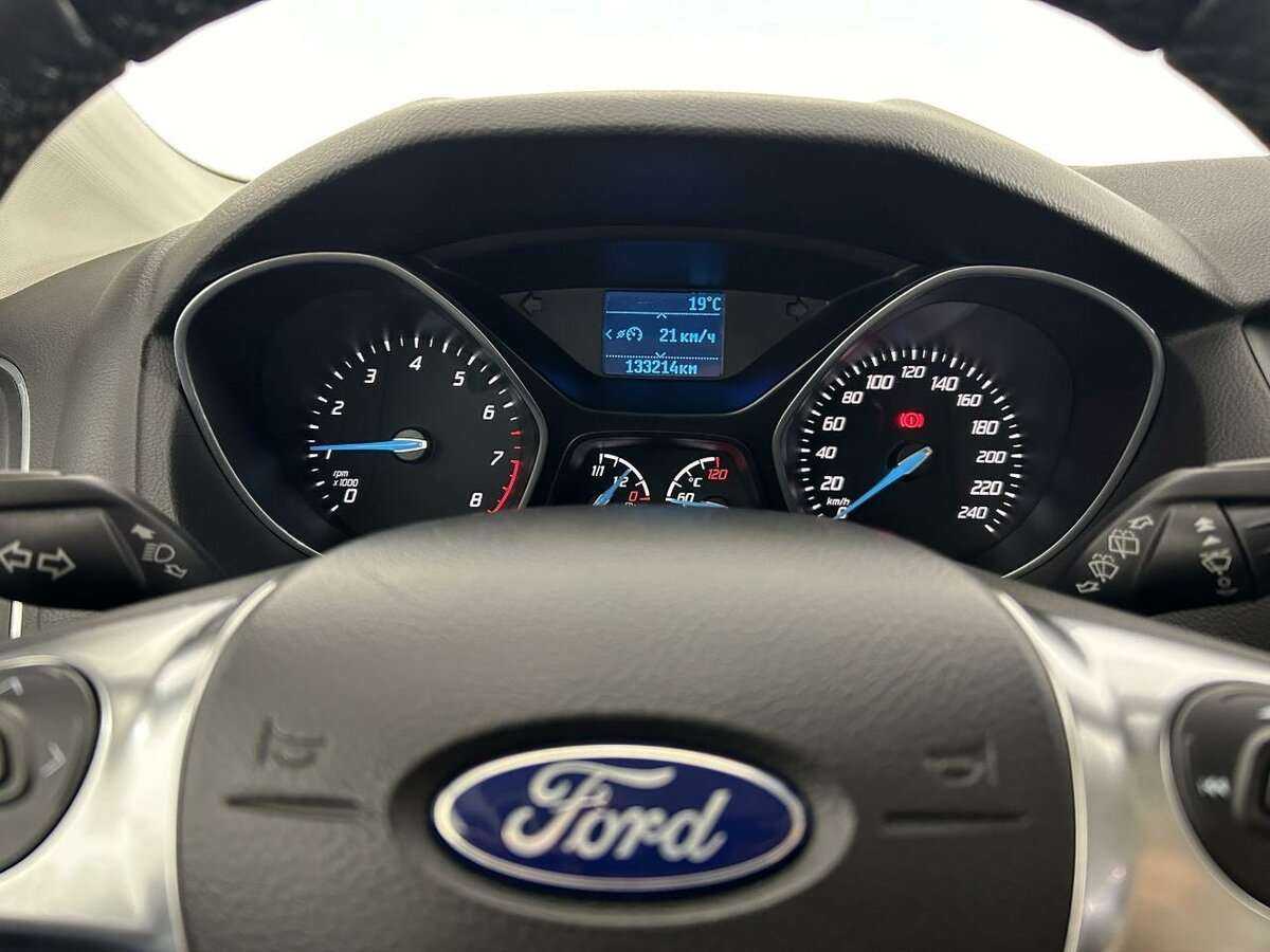Купить Ford Focus с пробегом. Фото: #10