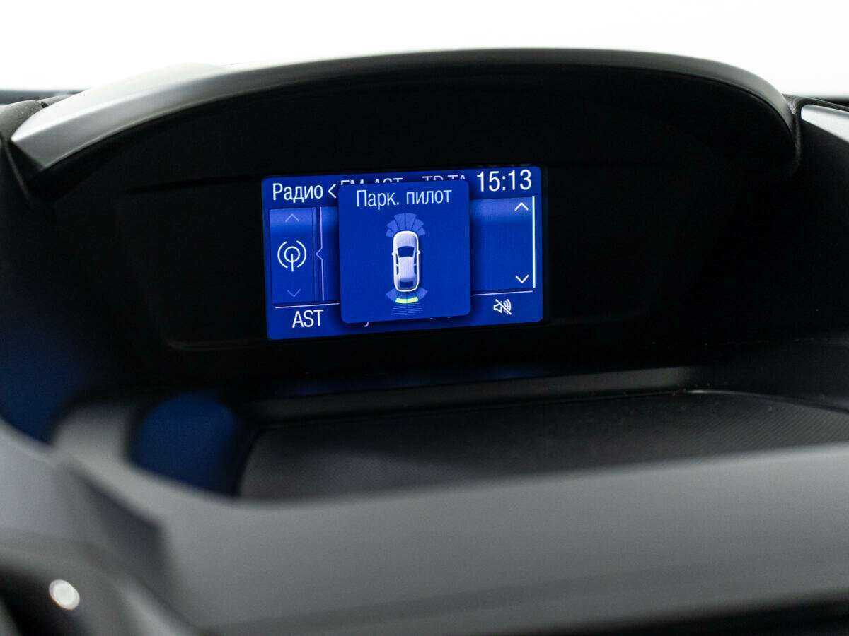 Купить Ford Kuga с пробегом. Фото: #16