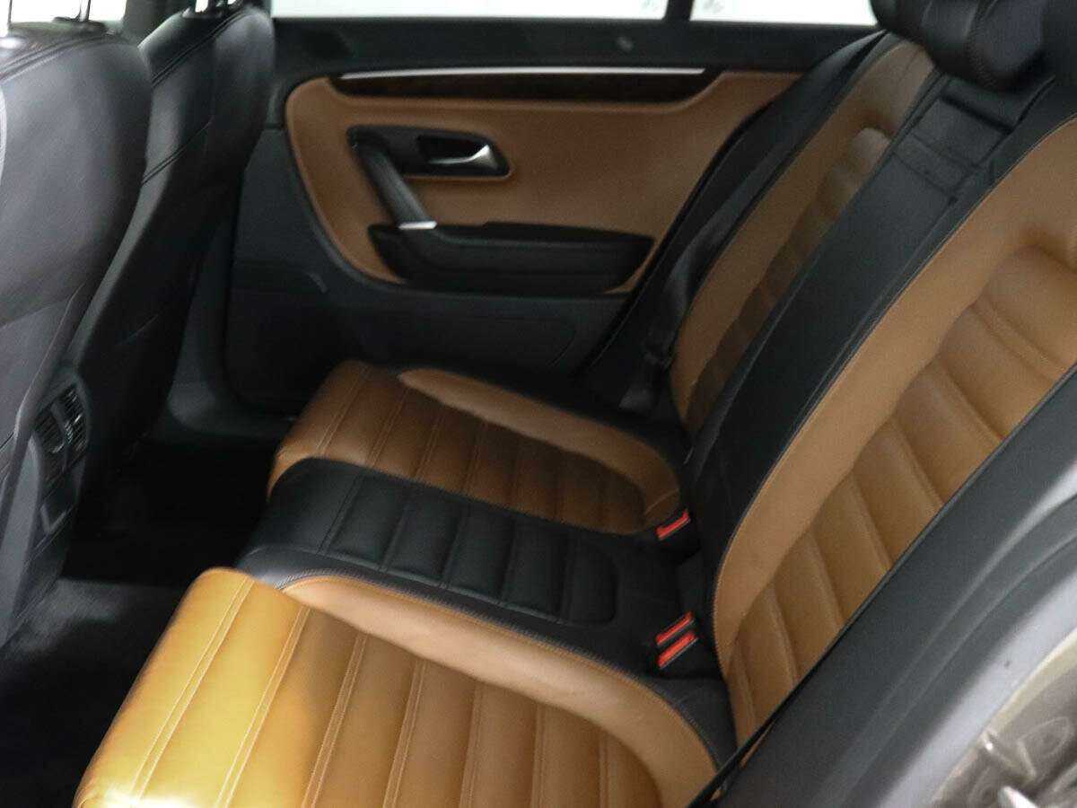 Купить Volkswagen Passat CC с пробегом. Фото: #8