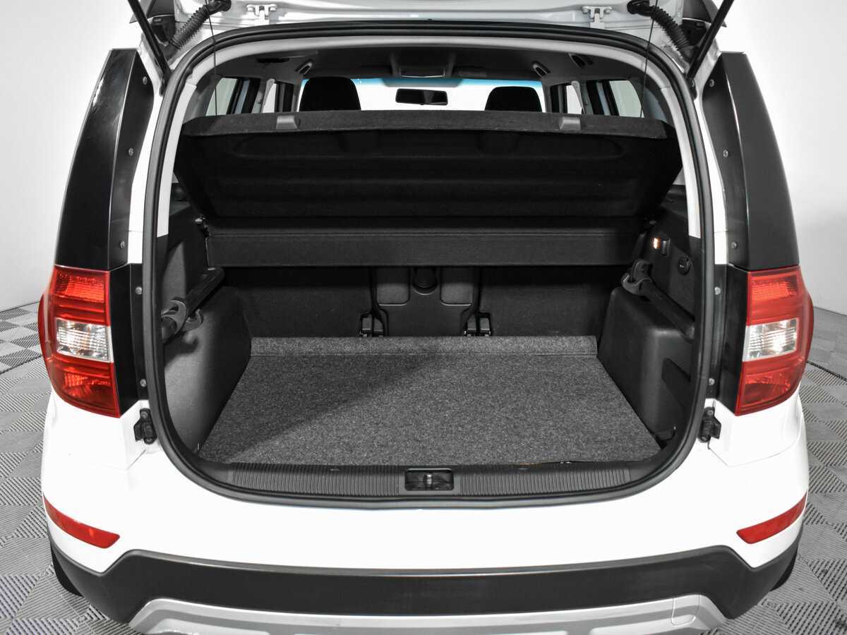 Купить Skoda Yeti с пробегом. Фото: #18