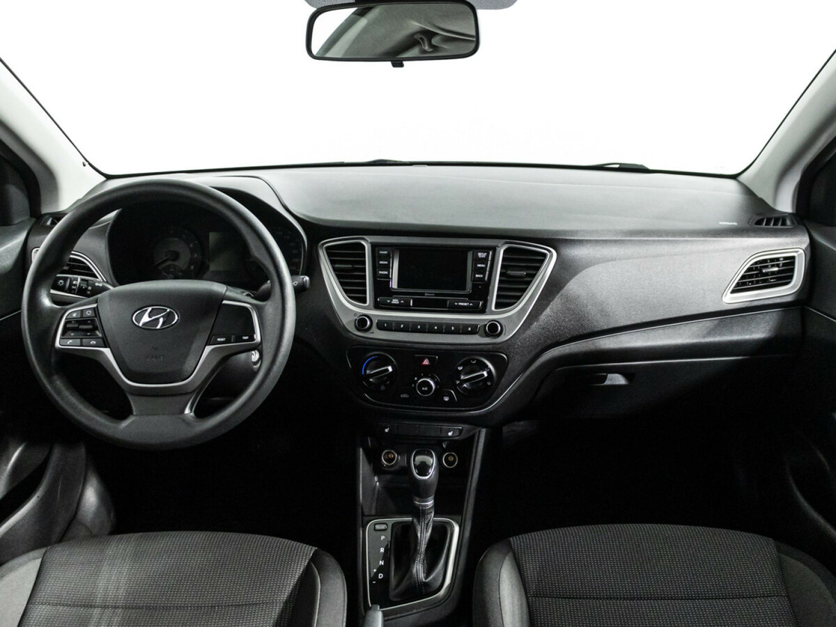 Купить Hyundai Solaris с пробегом. Фото: #12