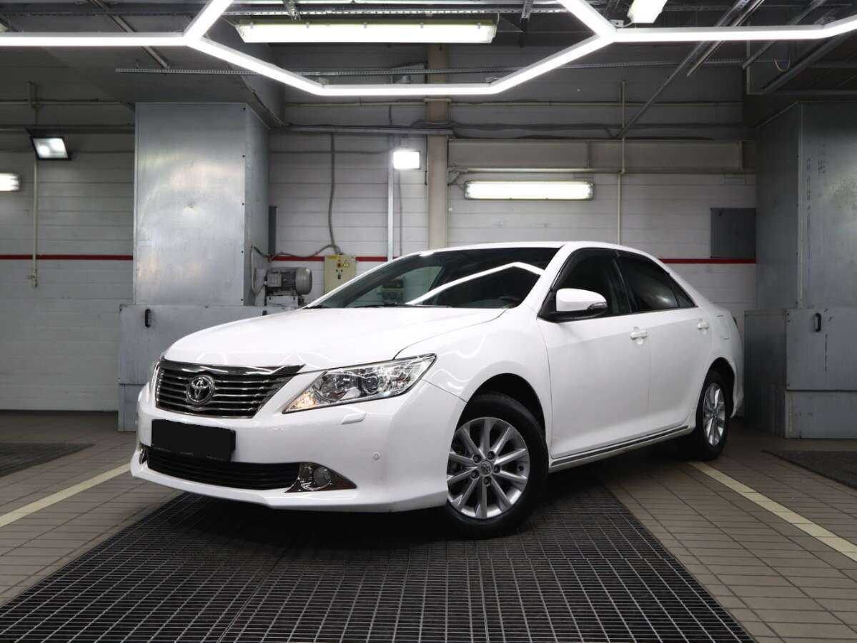 Купить Toyota Camry с пробегом. Фото: #0