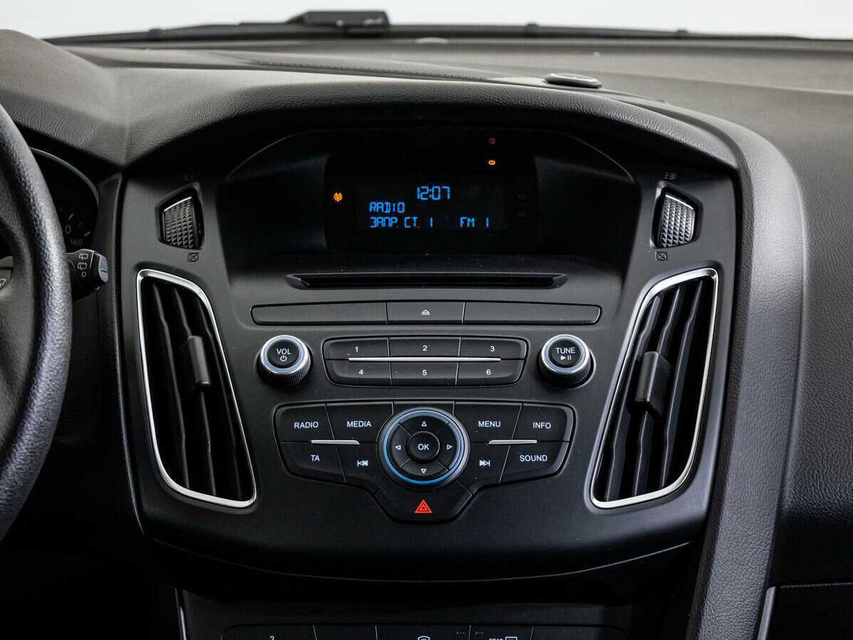 Купить Ford Focus с пробегом. Фото: #13