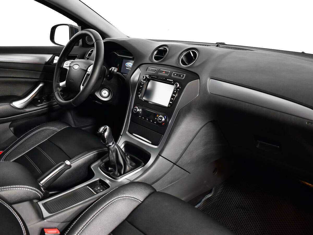 Купить Ford Mondeo с пробегом. Фото: #8