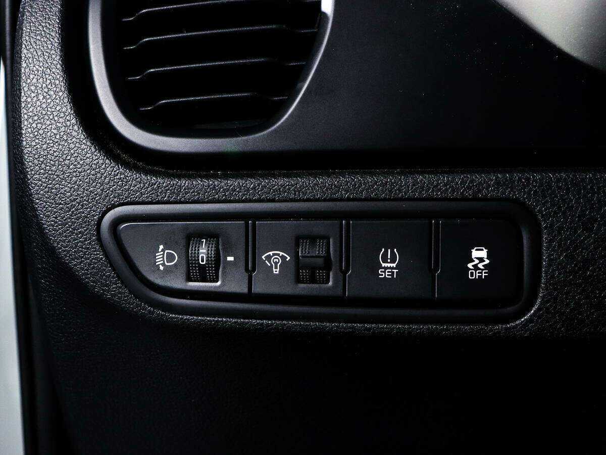 Купить Kia Rio с пробегом. Фото: #16