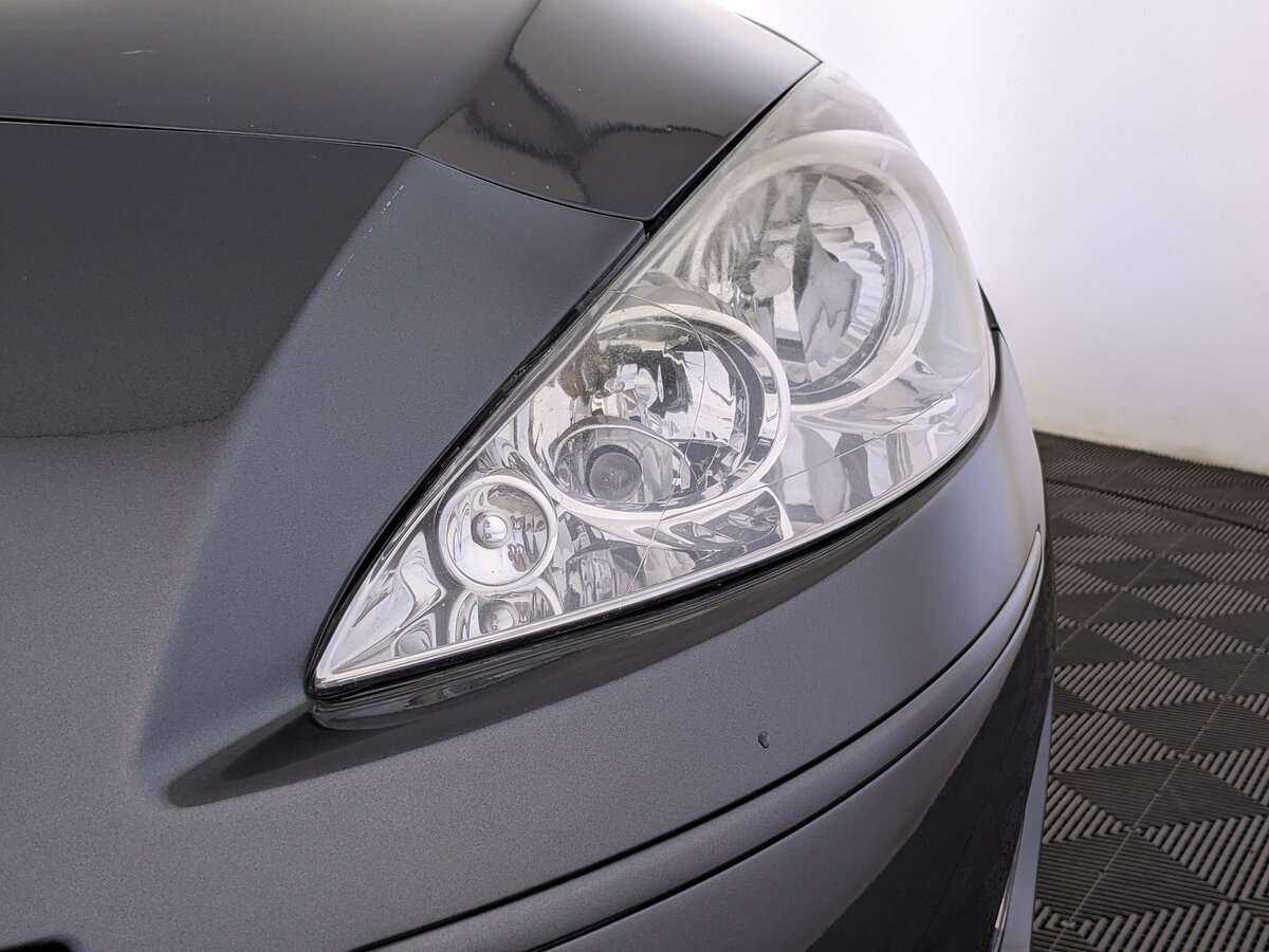 Купить Peugeot 408 с пробегом. Фото: #10