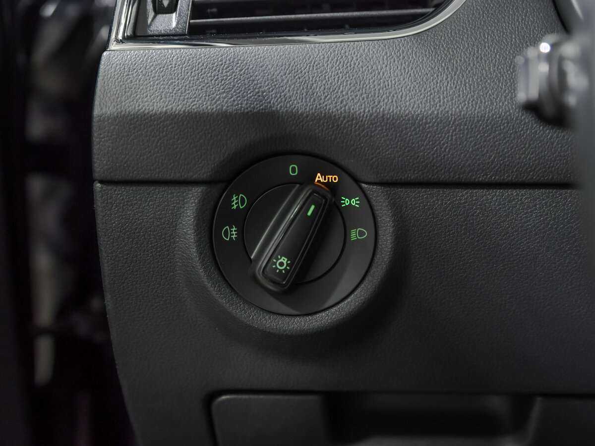 Купить Skoda Octavia с пробегом. Фото: #13