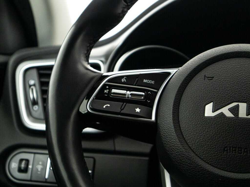 Купить Kia Ceed с пробегом. Фото: #19