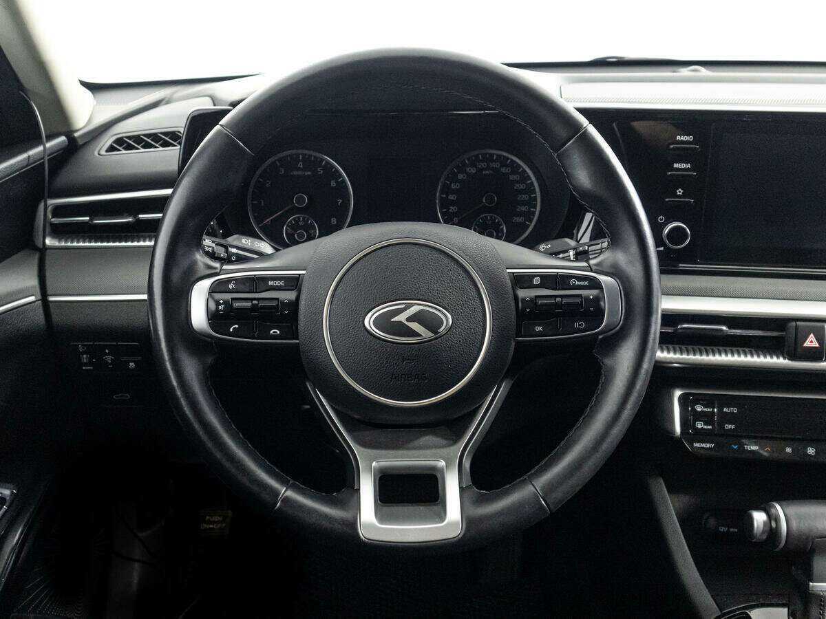 Купить Kia K5 с пробегом. Фото: #14