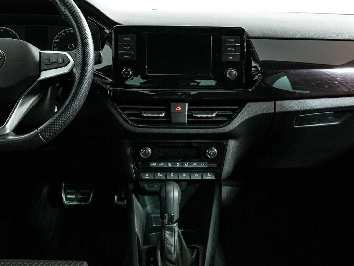 Купить Volkswagen Polo с пробегом. Фото: #13