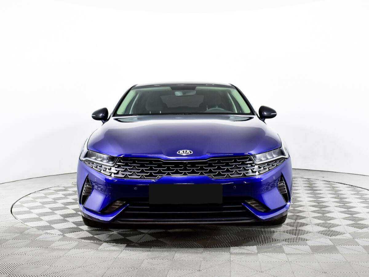 Купить Kia K5 с пробегом. Фото: #1