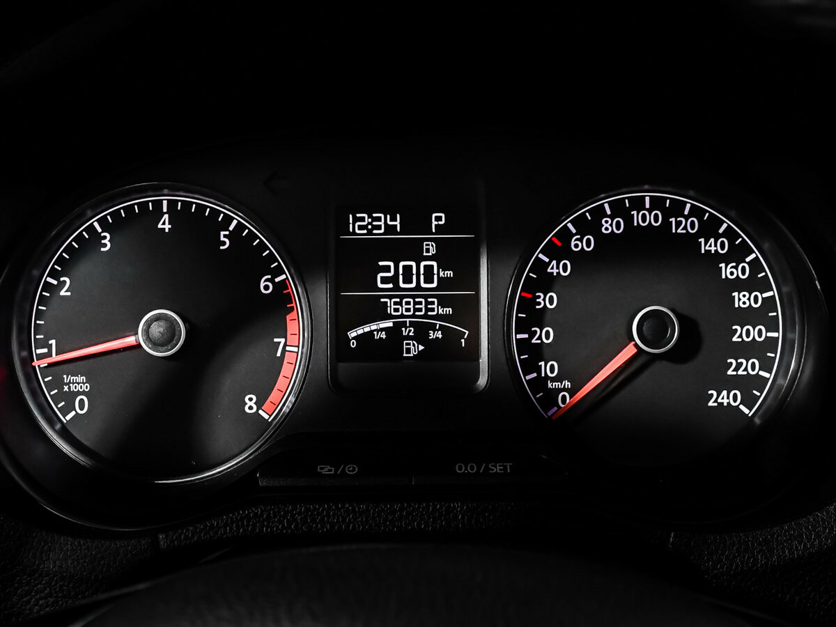 Купить Volkswagen Polo с пробегом. Фото: #8