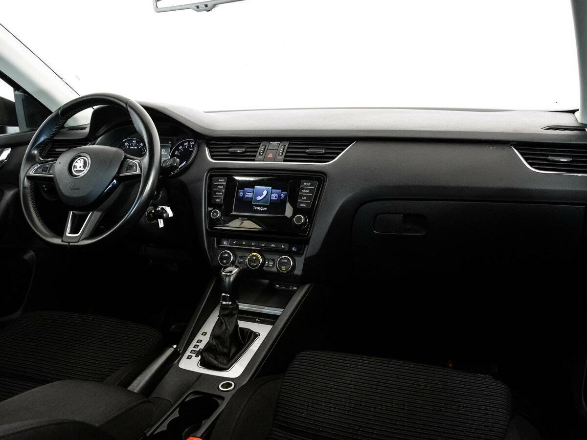 Купить Skoda Octavia с пробегом. Фото: #6