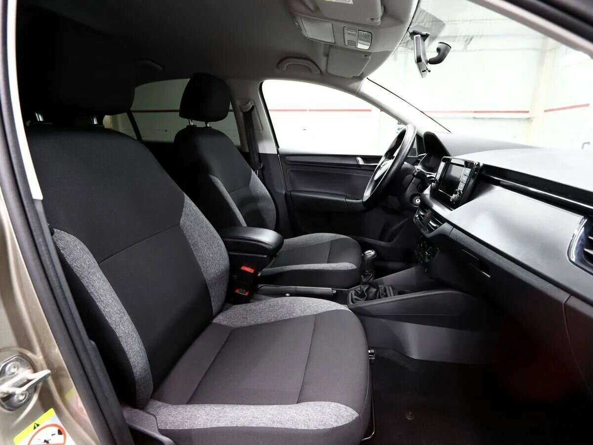 Купить Skoda Rapid с пробегом. Фото: #9