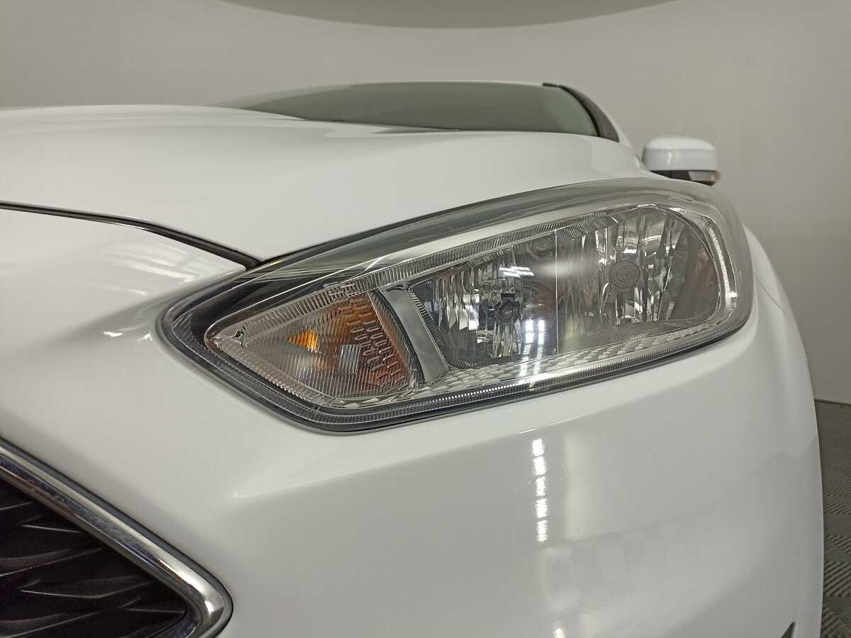 Купить Ford Focus с пробегом. Фото: #15