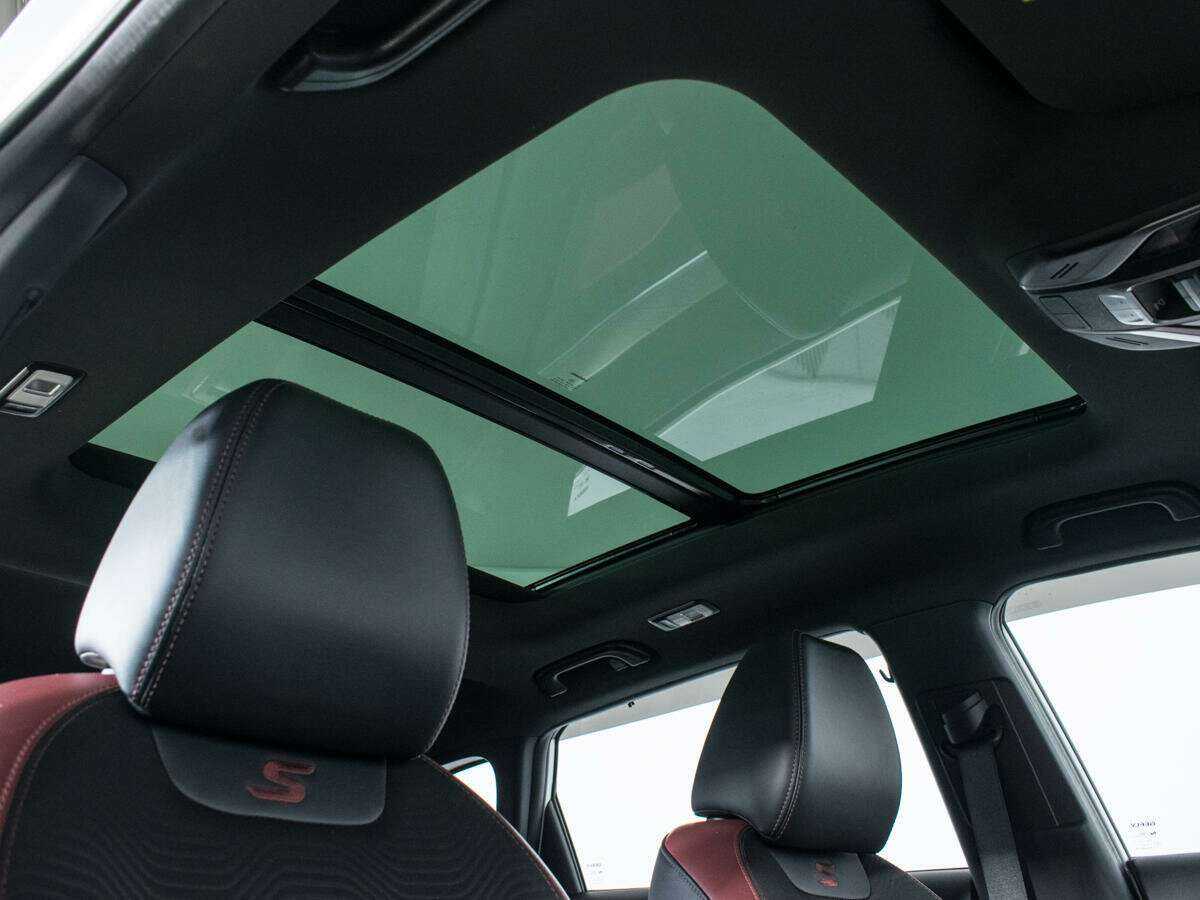 Купить Geely Coolray с пробегом. Фото: #13