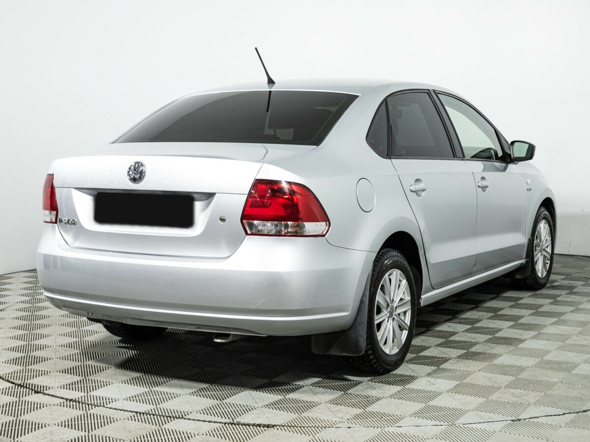 Купить Volkswagen Polo с пробегом. Фото: #4