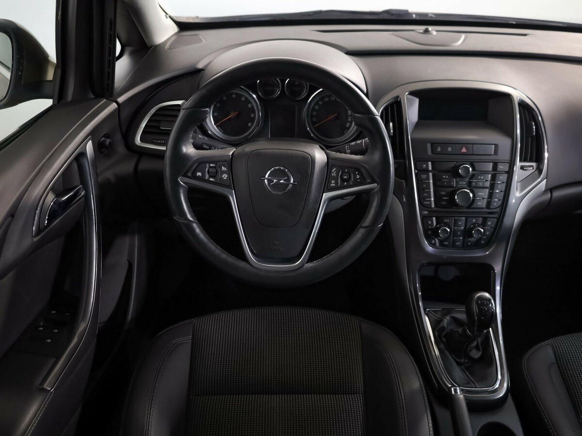 Купить Opel Astra с пробегом. Фото: #8