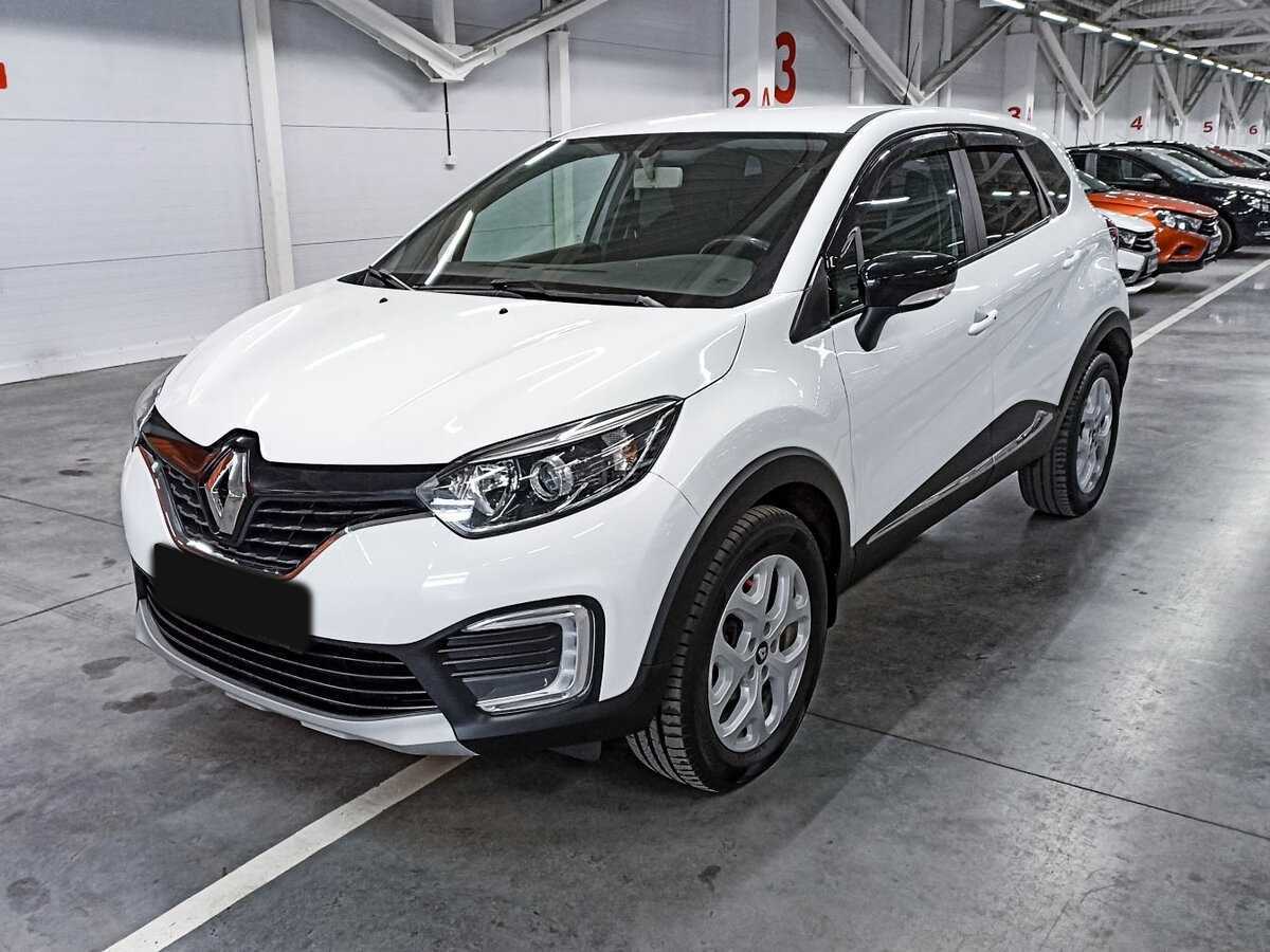 Купить Renault Kaptur с пробегом. Посмотреть фото