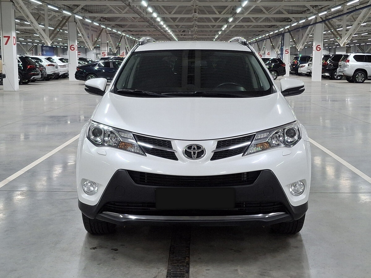 Купить Toyota RAV4 с пробегом. Фото: #1