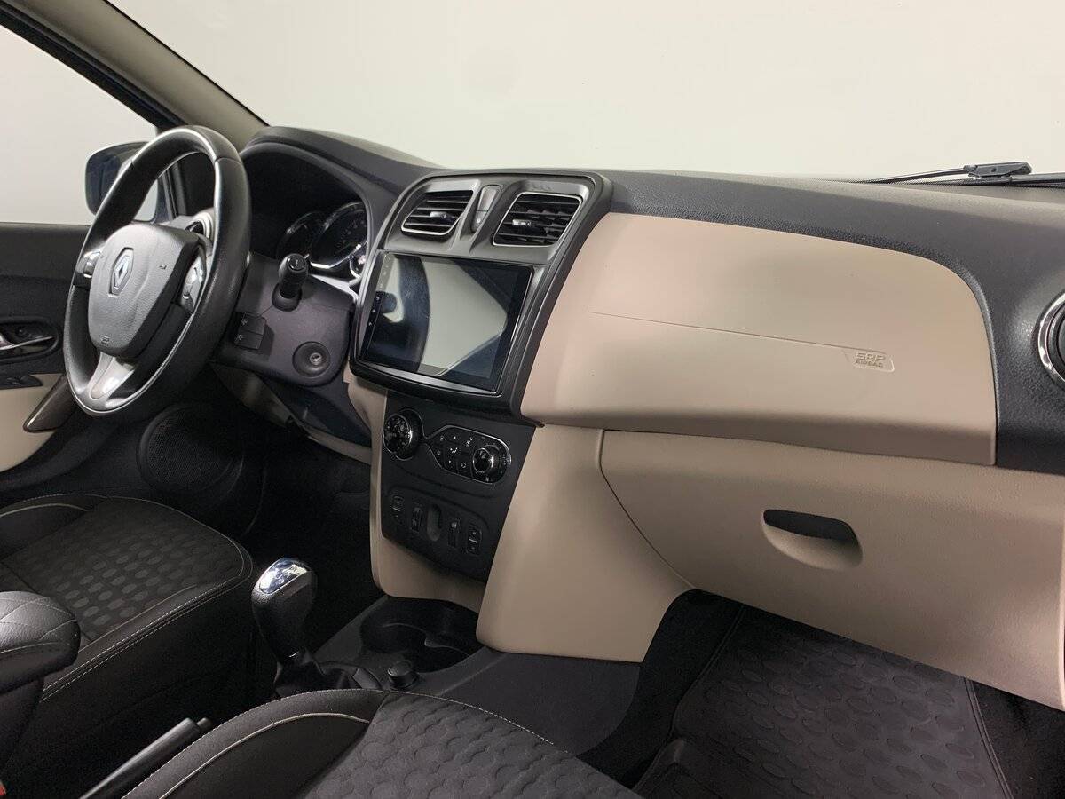 Купить Renault Logan с пробегом. Фото: #12