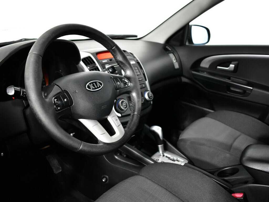 Купить Kia Ceed с пробегом. Фото: #12