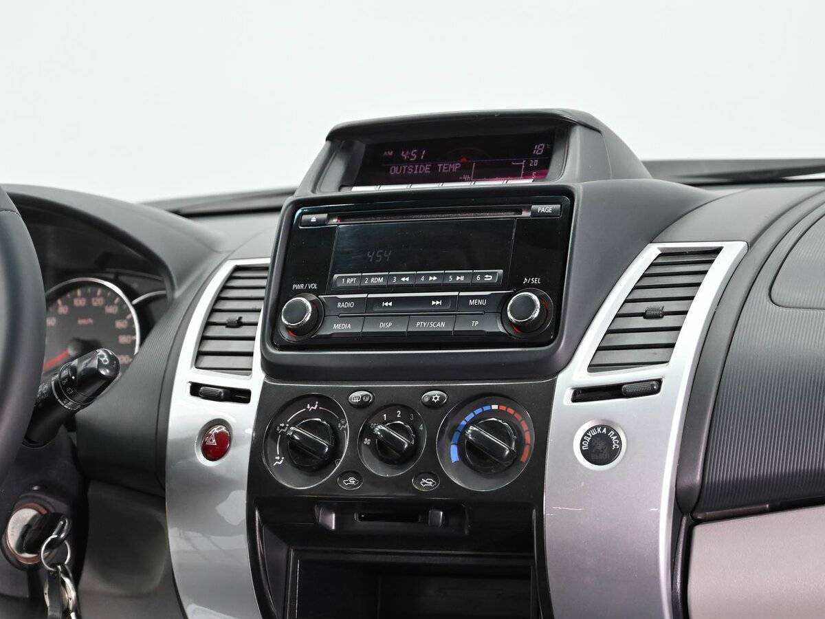 Купить Mitsubishi Pajero Sport с пробегом. Фото: #9