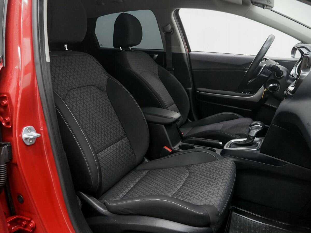 Купить Kia Ceed с пробегом. Фото: #7