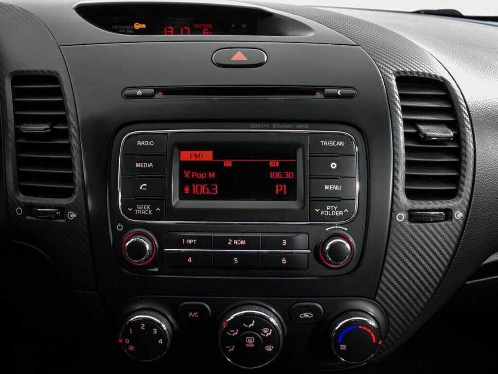 Купить Kia Cerato с пробегом. Фото: #12