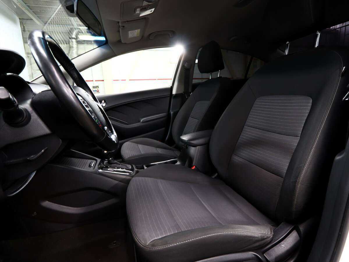 Купить Kia Cerato с пробегом. Фото: #8