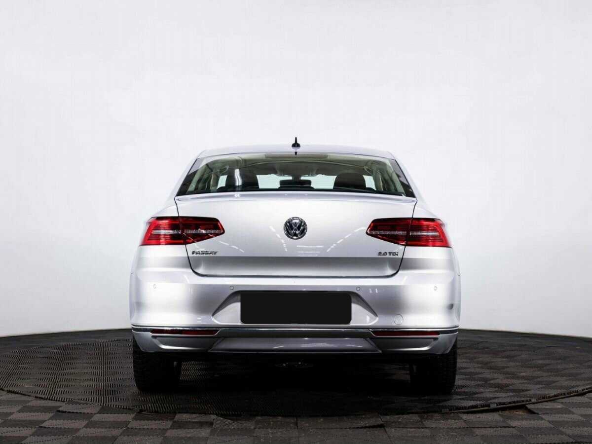Купить Volkswagen Passat с пробегом. Фото: #4