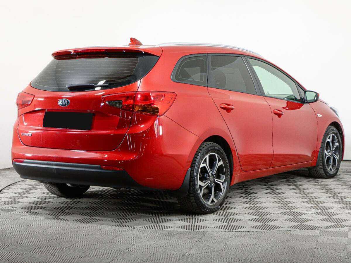 Купить Kia Ceed с пробегом. Фото: #4