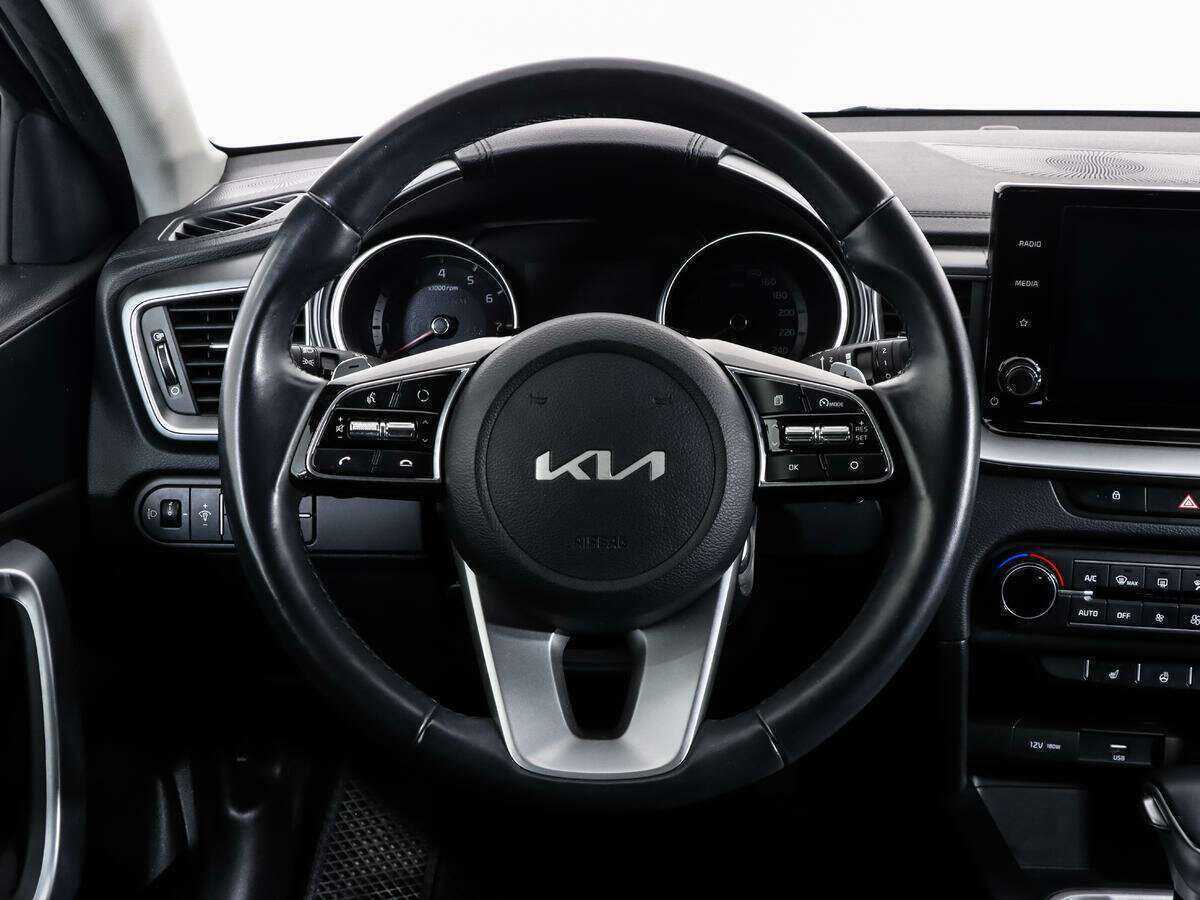 Купить Kia XCeed с пробегом. Фото: #9