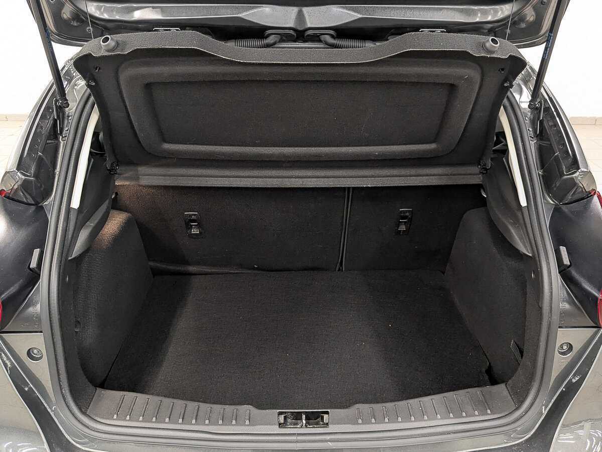 Купить Ford Focus с пробегом. Фото: #9