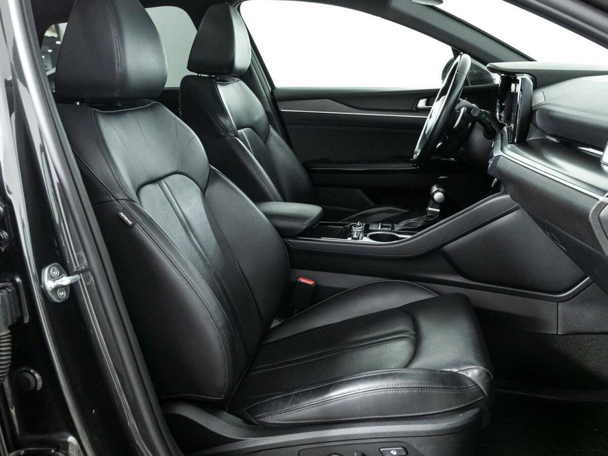 Купить Kia K5 с пробегом. Фото: #15