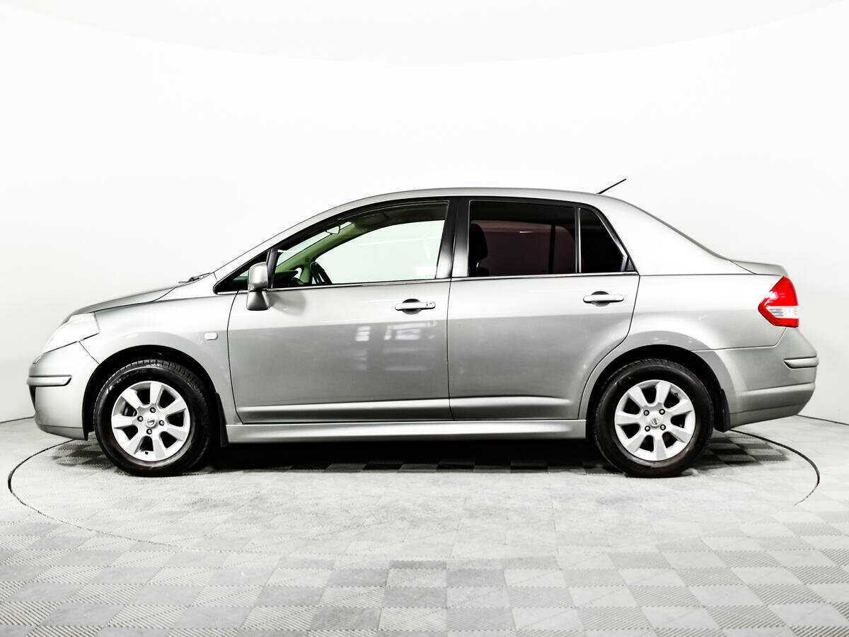 Купить Nissan Tiida с пробегом. Фото: #7