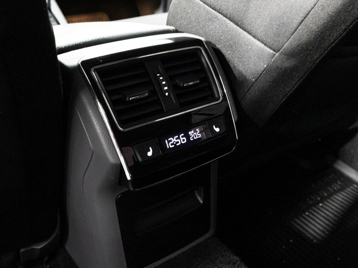 Купить Skoda Superb с пробегом. Фото: #15