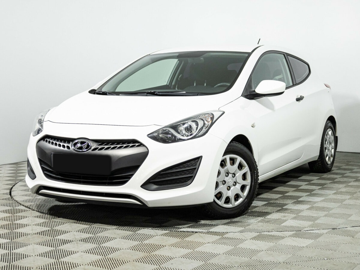 Купить Hyundai i30 с пробегом. Посмотреть фото
