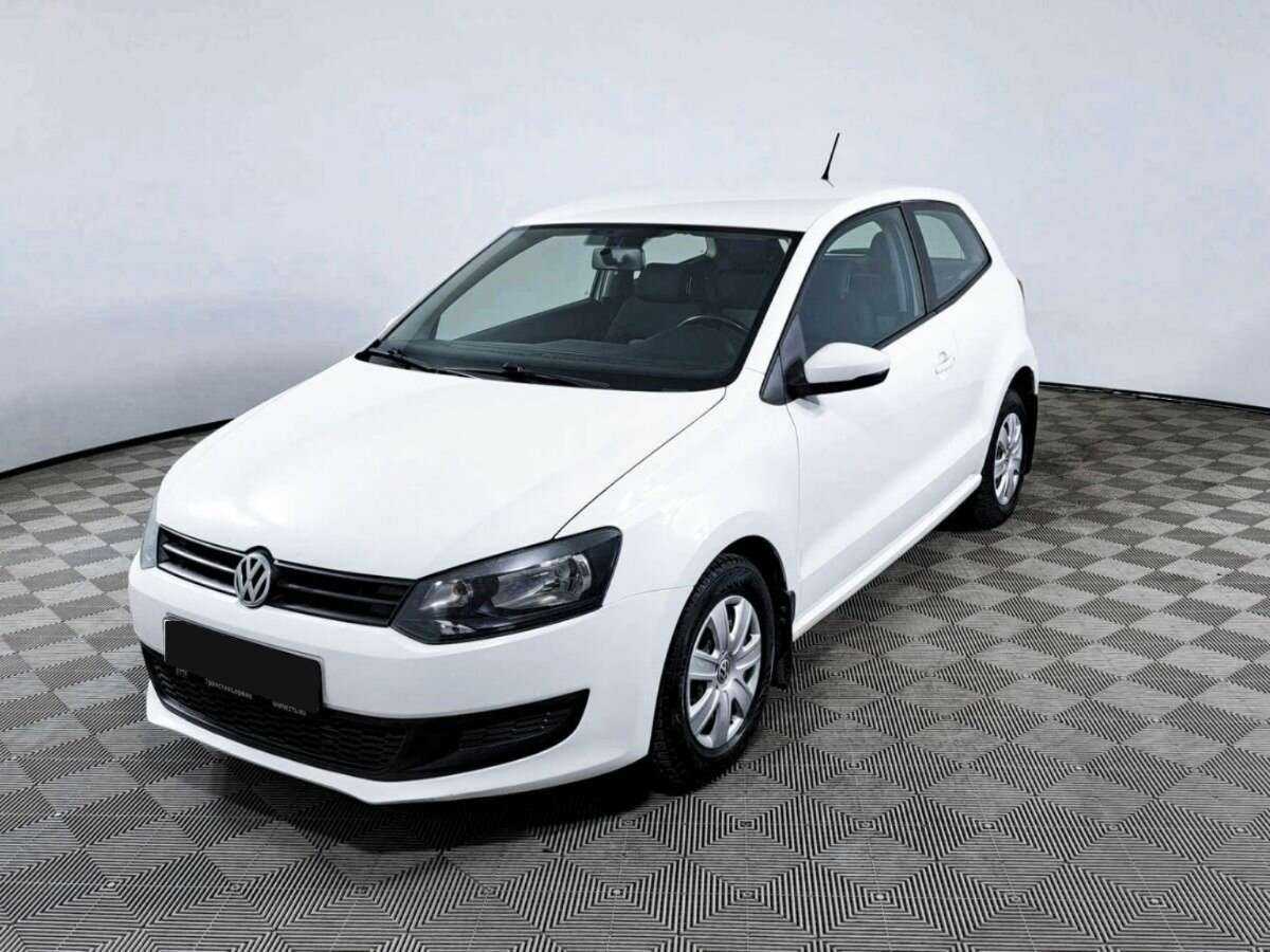 Купить Volkswagen Polo с пробегом. Посмотреть фото