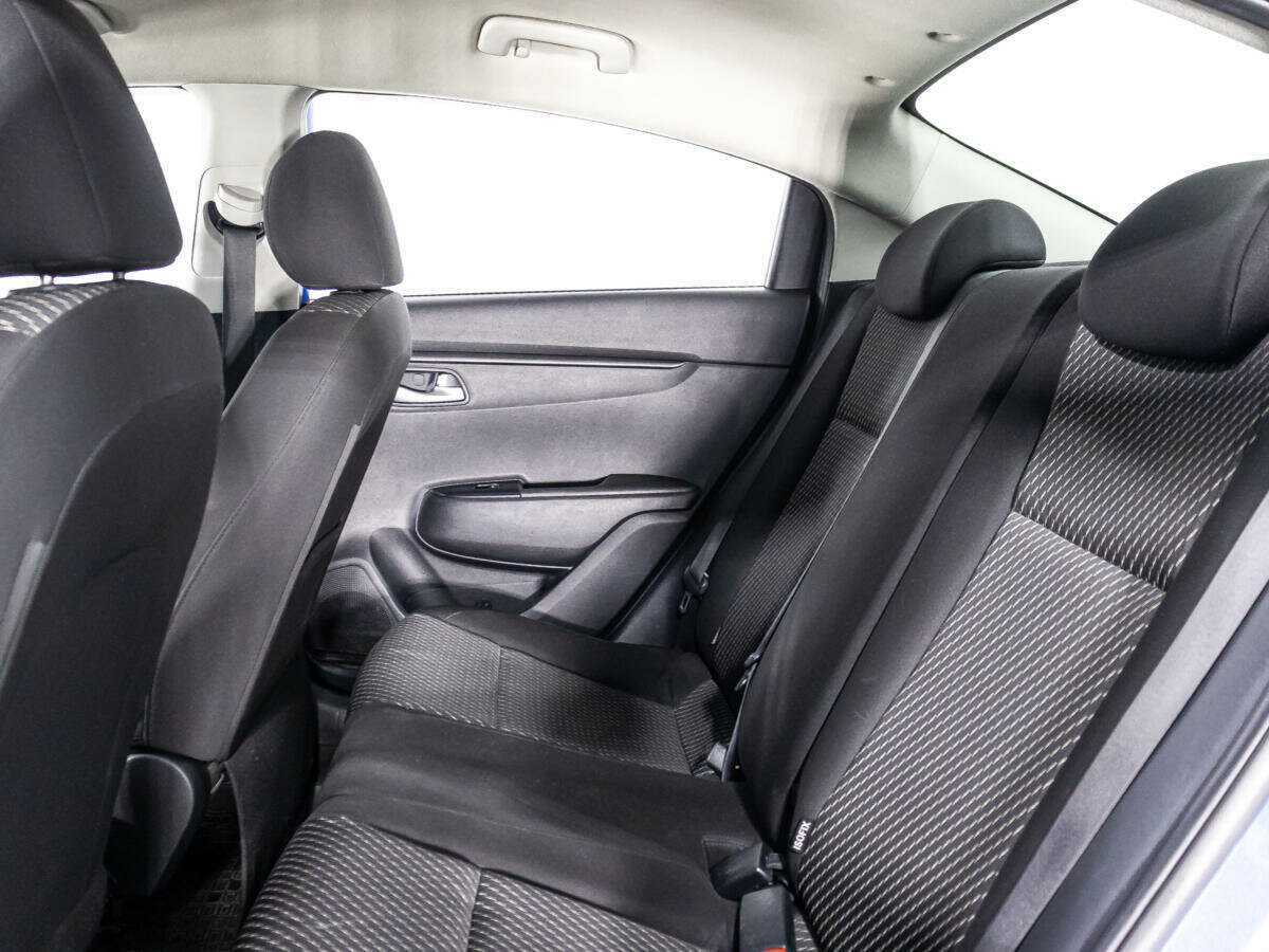 Купить Kia Rio с пробегом. Фото: #9