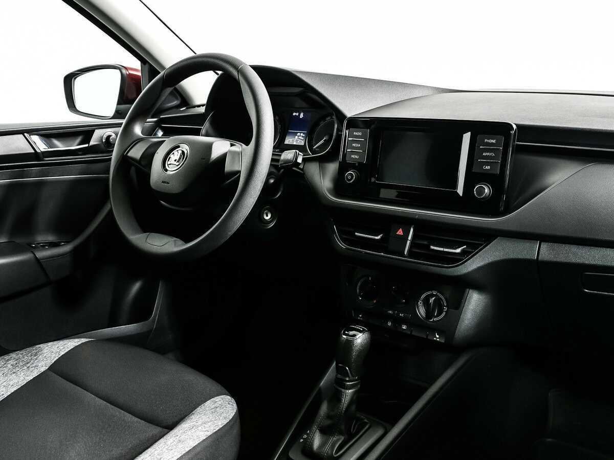 Купить Skoda Rapid с пробегом. Фото: #8