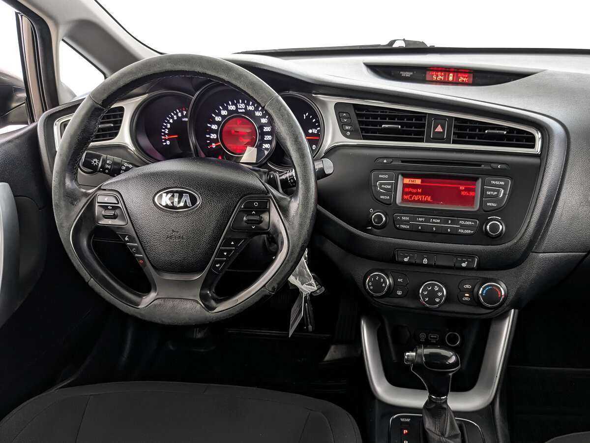 Купить Kia Ceed с пробегом. Фото: #15