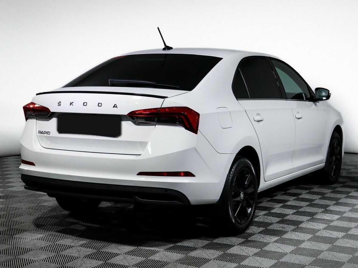 Купить Skoda Rapid с пробегом. Фото: #4
