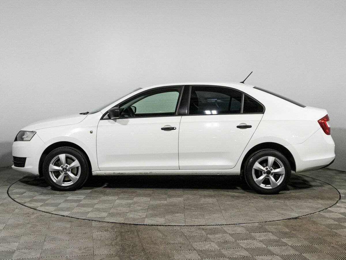 Купить Skoda Rapid с пробегом. Фото: #7