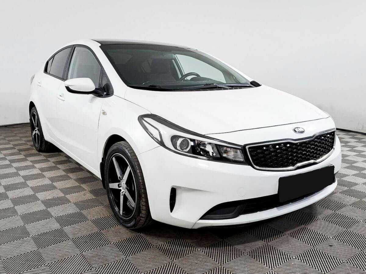 Купить Kia Cerato с пробегом. Фото: #2